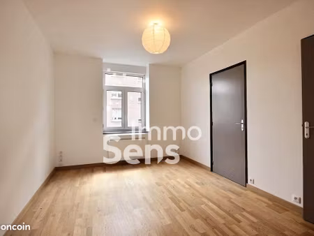 studio 1 pièce 25 m²
