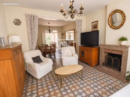 maison 6 pièces 115 m²