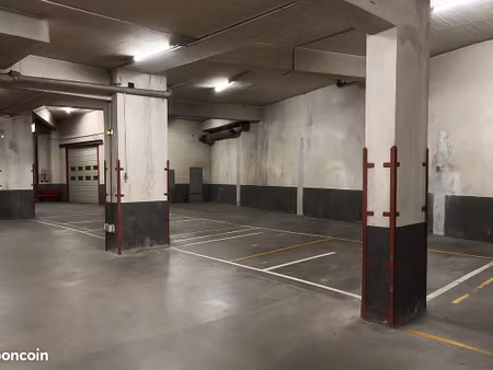 local 750 m² paris 13