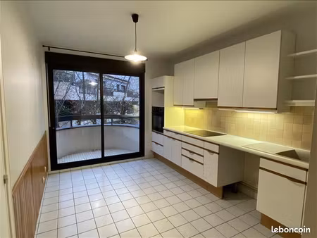 appartement 6 pièces 132 m²