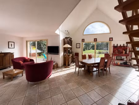 maison 5 pièces 143 m²