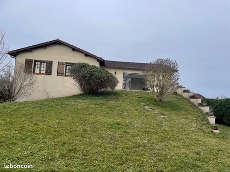 maison t5 de 133 m2 habitable sur un sous-sol complet de 144m2 sur un terrain de 1528 m2 a