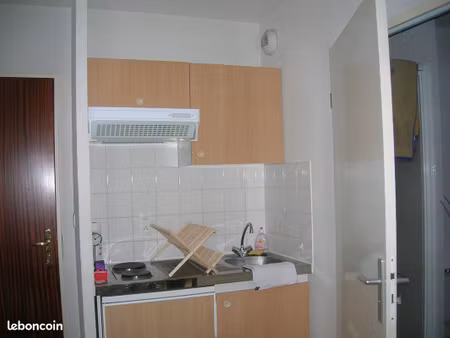 location studio 109 rue amboise paré le mans 72