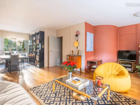 duplex 6 pièces 150 m²