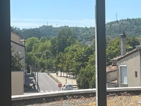 appartement t3 centre cahors avec ascenseur