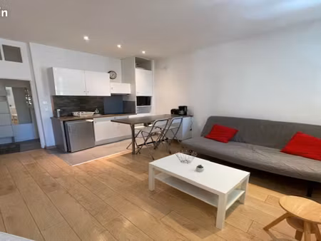 studio 1 pièce 23 m²