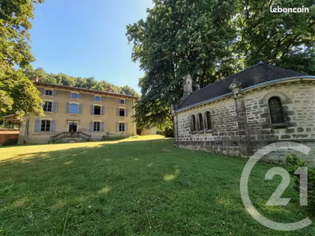 maison 15 pièces 457 m²