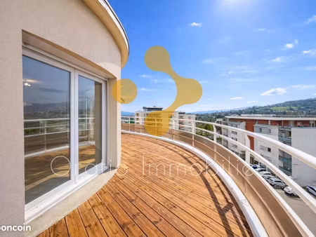 appartement 4 pièces 96 m²