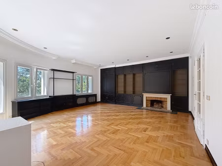 appartement haut de gamme dans residence avec piscine