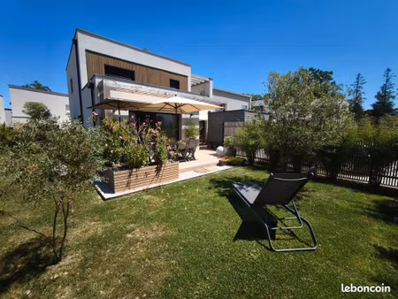 entre ville et campagne, découvrez cette maison familiale récente où confort, lumière et q