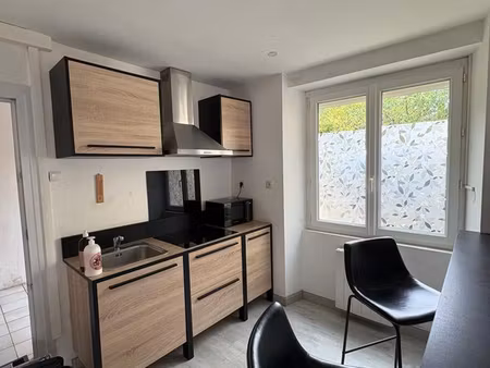 studio meublé rdc en centre ville de vic-en-bigorre