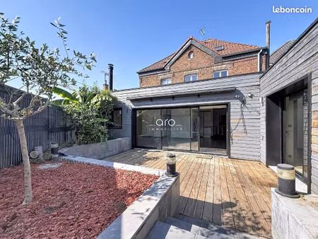 maison 10 pièces 207 m²