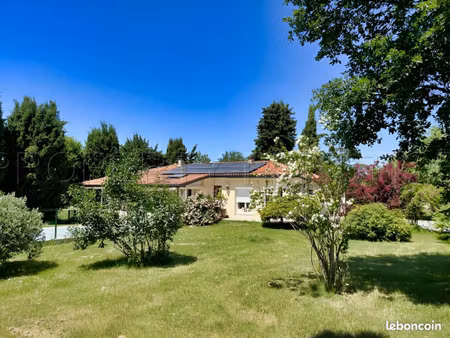 gers villa plain-pied 156 m² terrain 9000 m²