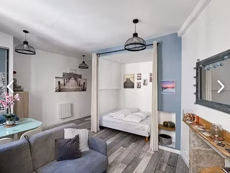 loue t1bis 35m2 centre historique de vannes