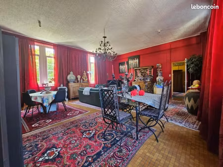 maison 11 pièces 420 m²