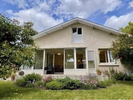 maison de ville rénovée avec studio modulable