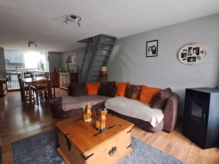 immeuble : brasserie et appartement ??