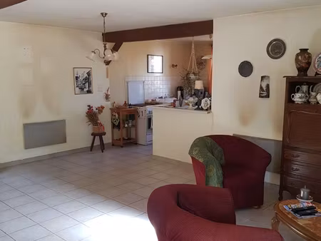 maison à louer sainte flaive des loups