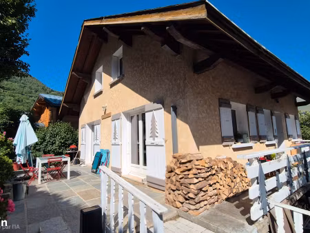 à vendre charmante maison de village