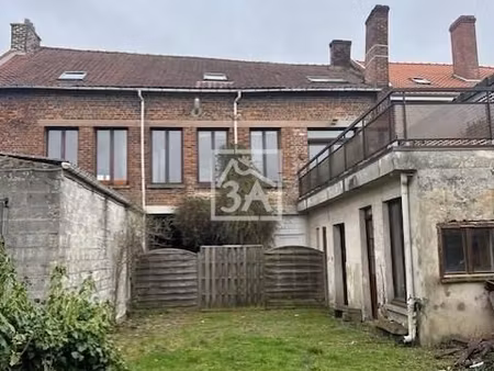 immeuble 14 pièces 320 m²