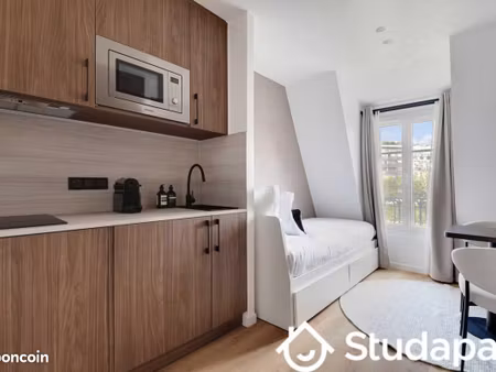 appartement 1 pièce 12 m²