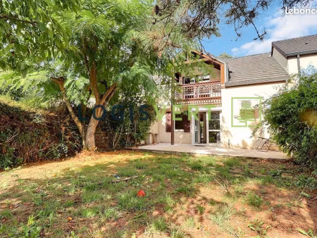 maison 5 pièces 104 m²