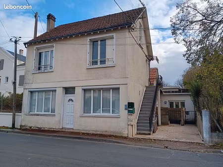 immeuble 5 pièces 100 m²