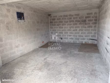 parking/box toulon