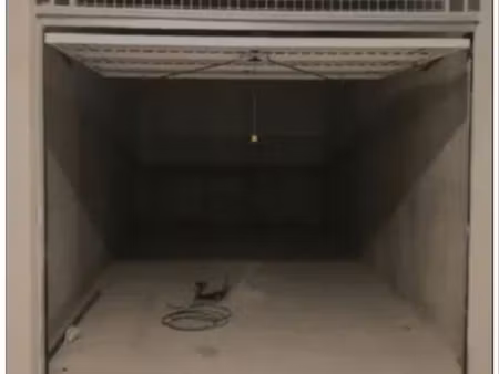garage sanguinaires