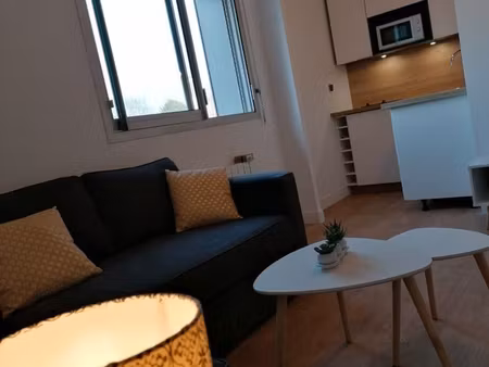 studio meublé