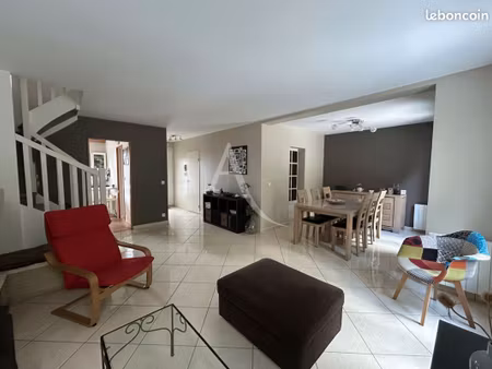 maison 5 pièces 109 m²