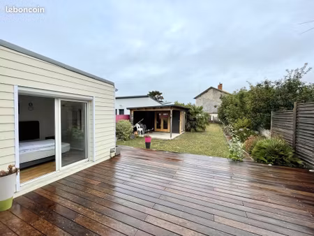 maison 5 pièces 166 m²