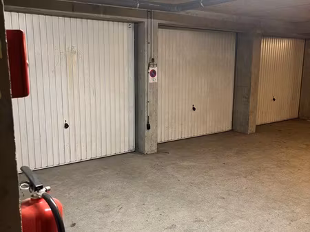 vends garage saint gervais-les-bains le fayet