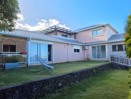 villa 8 pièces 193 m²