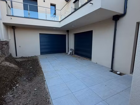 tassin la 1/2 lune ,belle villa neuve