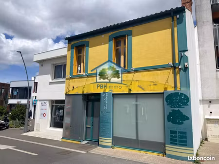 immeuble 4 pièces 180 m²
