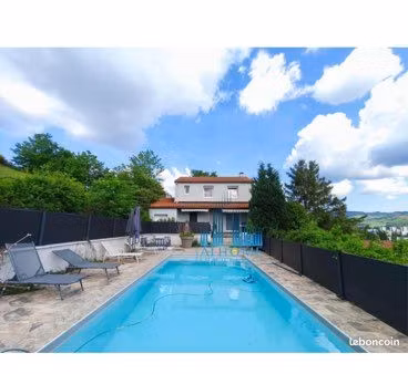 maison de 126 m2 avec piscine