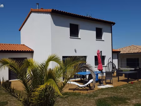 maison rt2012 de 125m² - l'isle-jourdain