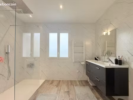 ? maison récente de 2022 – 144 m² – 3 chambres – dpe a – 250 000