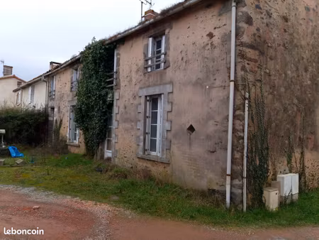maison en pierres de caractère