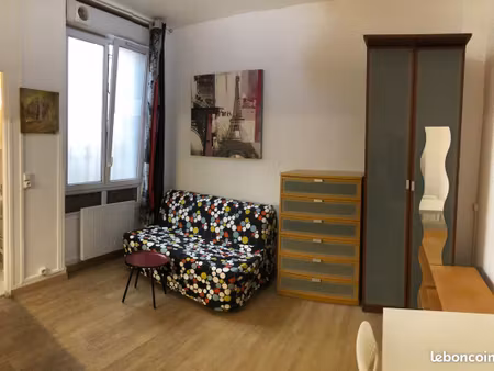 cosy studio paris