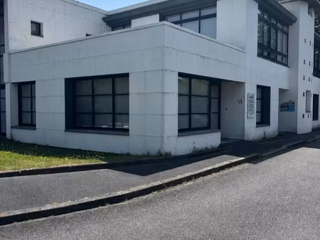 bureaux 75 m² quimper