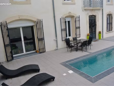 maison de maître 200 m² – 5 chambres – piscine – parking – proche gare et centre-ville
