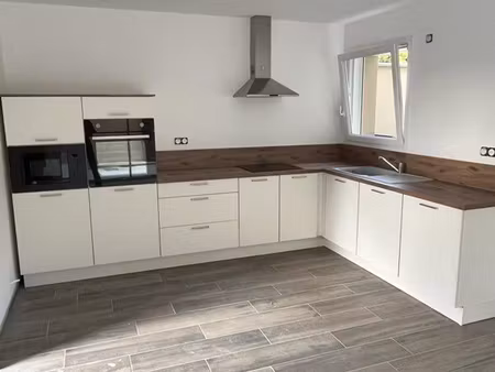 location maison de ville 90m2