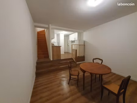 t3 duplex centre-ville de villeneuve sur lot