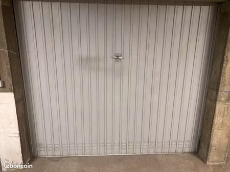 loue box fermé