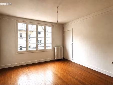 appartement 3 pièces 69 m²