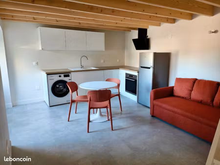 à louer – t2 duplex meublé de 35 m² entièrement rénové – poitiers (montbernage)