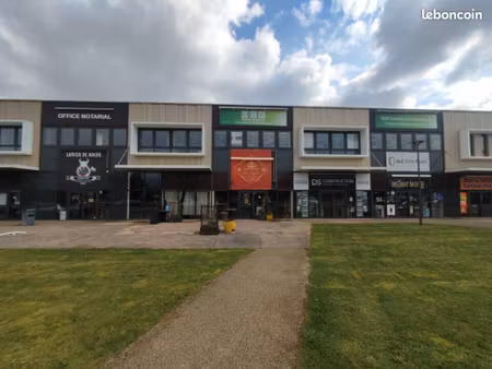 local commercial 188 m² poitiers