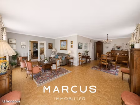 maison 8 pièces 198 m²